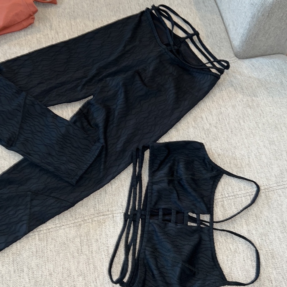 🔥3/$25 - 2 piece Fitness Set - Picture 10 of 12